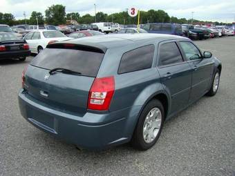 2005 Dodge Magnum Photos