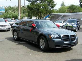 2005 Dodge Magnum Pictures