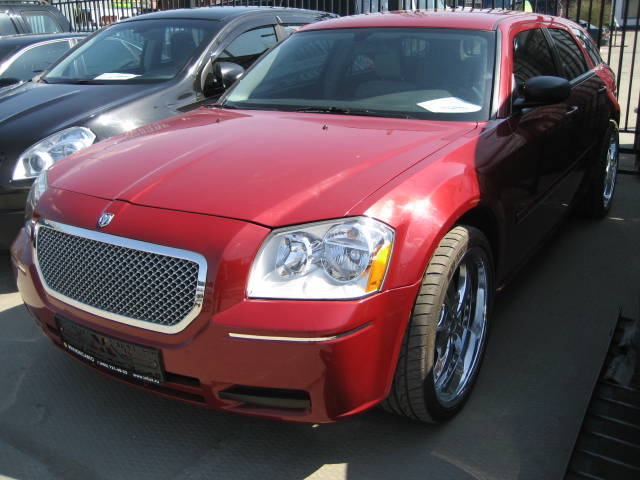 2005 Dodge Magnum