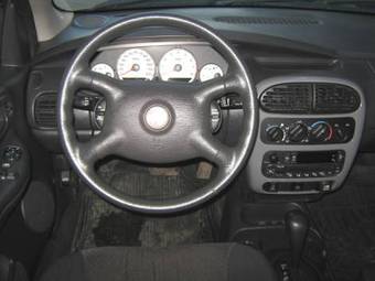 2002 Dodge Neon Pictures