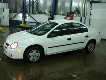 2004 Dodge Neon Pictures