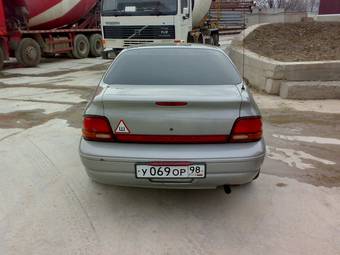 1995 Dodge Stratus Photos