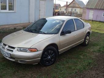 1998 Dodge Stratus Pictures