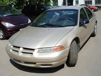 2000 Dodge Stratus Pictures