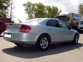 2002 Dodge Stratus Photos