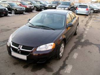 2003 Dodge Stratus Photos