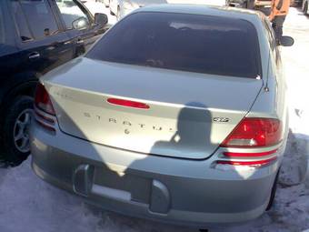 2004 Dodge Stratus Photos
