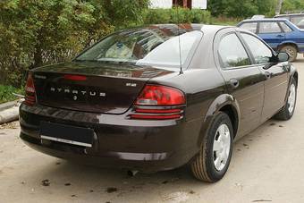 2004 Dodge Stratus Pictures