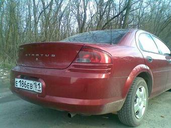 2004 Dodge Stratus Photos