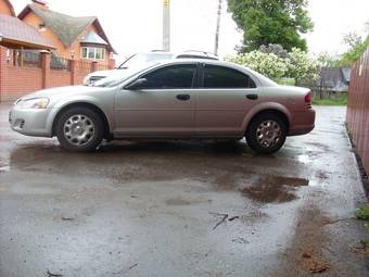 2004 Dodge Stratus Pictures