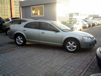 2004 Dodge Stratus Pictures