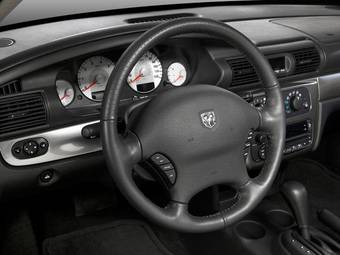 2004 Dodge Stratus Pictures