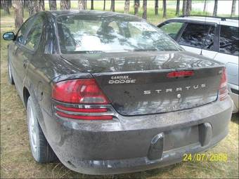 2005 Dodge Stratus Pictures