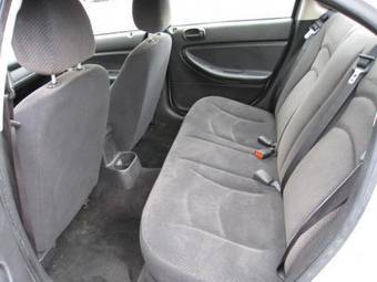 2005 Dodge Stratus Photos