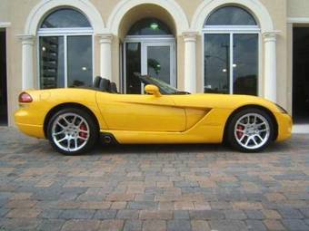 2005 Dodge Viper Pics