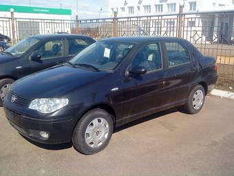 2009 Fiat Albea Pictures
