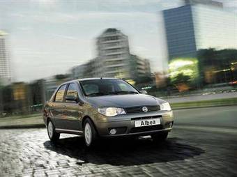 2009 Fiat Albea Photos