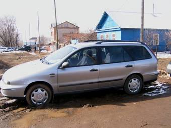 2000 Fiat Marea Pictures