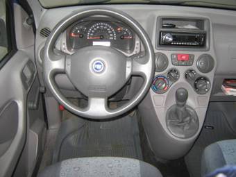 2004 Fiat Panda Photos