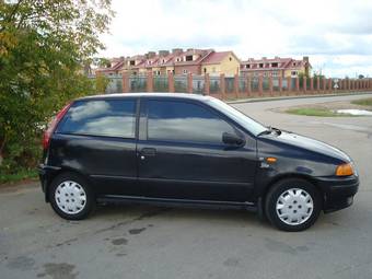 1999 Fiat Punto Photos