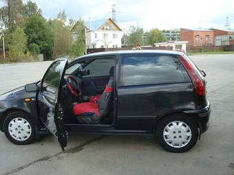 1999 Fiat Punto Photos