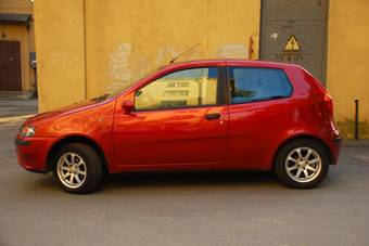 2000 Fiat Punto Pictures