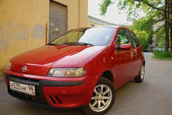 2000 Fiat Punto Photos