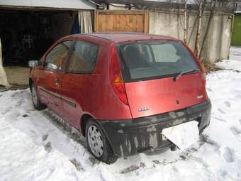 2001 Fiat Punto Pictures