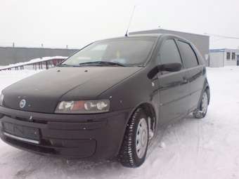 2002 Fiat Punto Images