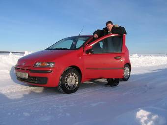 2002 Fiat Punto Photos