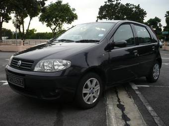 2005 Fiat Punto Photos