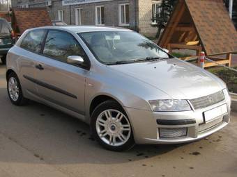 2002 Fiat Stilo Photos