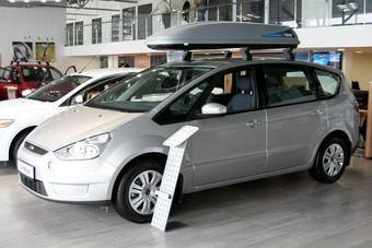 2008 Ford C-MAX Pictures