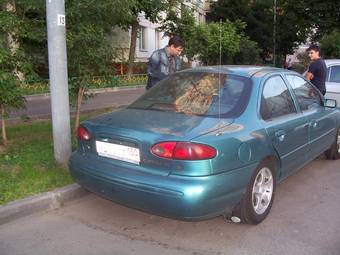 1995 Ford Contour Pictures