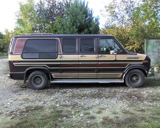 1987 Ford Econoline Photos