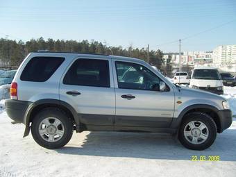 2000 Ford Escape Photos