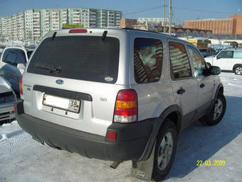 2000 Ford Escape Photos