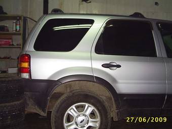 2000 Ford Escape Photos