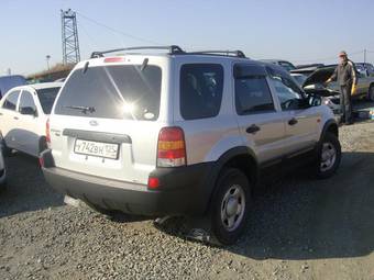 2001 Ford Escape Photos