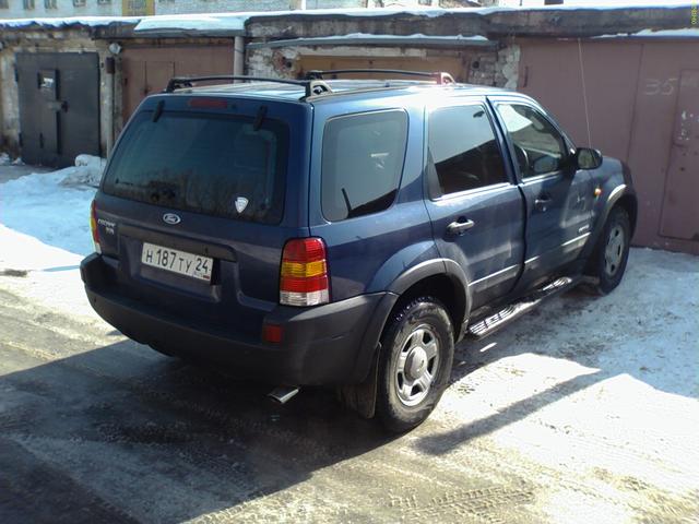 2001 Ford Escape