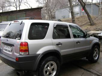 2001 Ford Escape Images