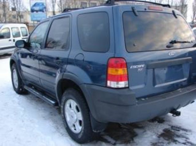 2002 Ford Escape