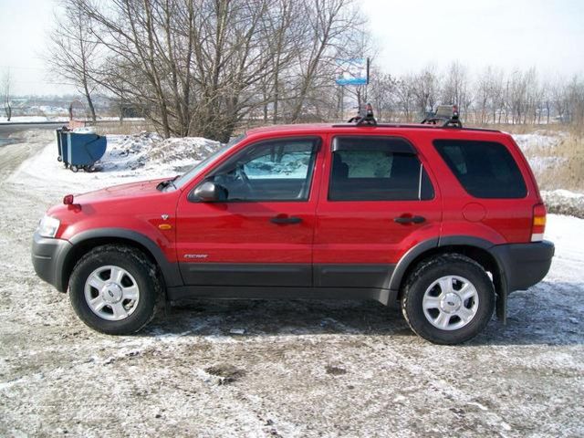 2002 Ford Escape