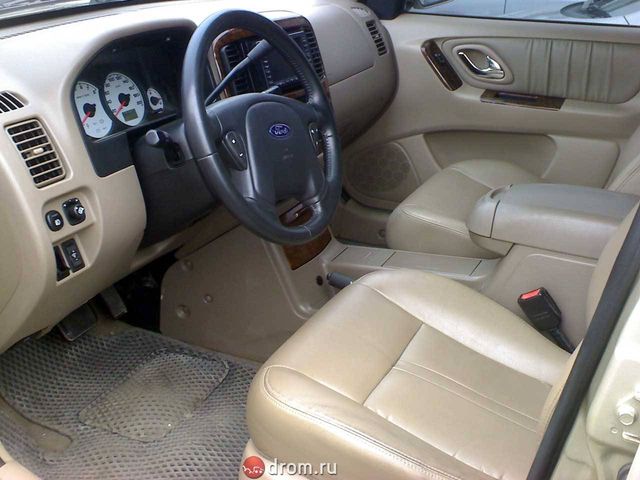 2002 Ford Escape