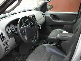 2002 Ford Escape Photos