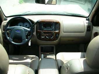 2002 Ford Escape Photos