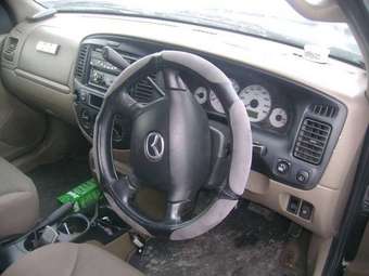 2002 Ford Escape Photos