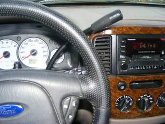 2002 Ford Escape Pictures