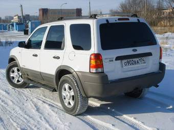 2002 Ford Escape Photos