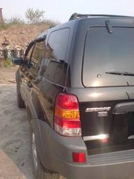 2002 Ford Escape Photos